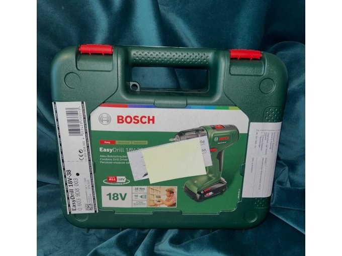 Koffer von Vorne. Koffer von Vorne.