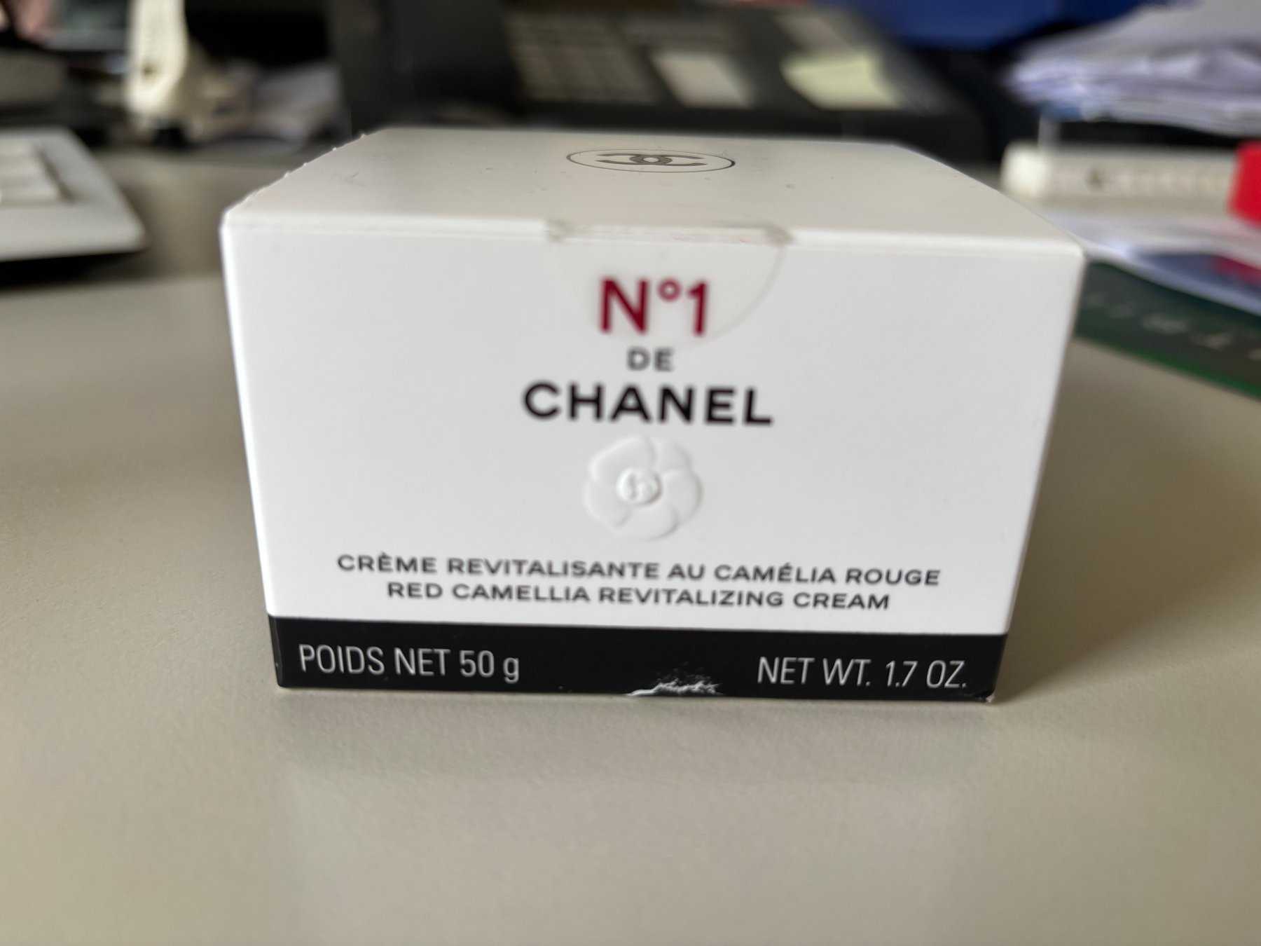 Vorderansicht Creme Chanel