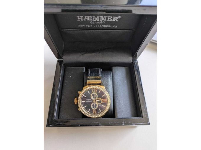 Armbanduhr inkl. Box