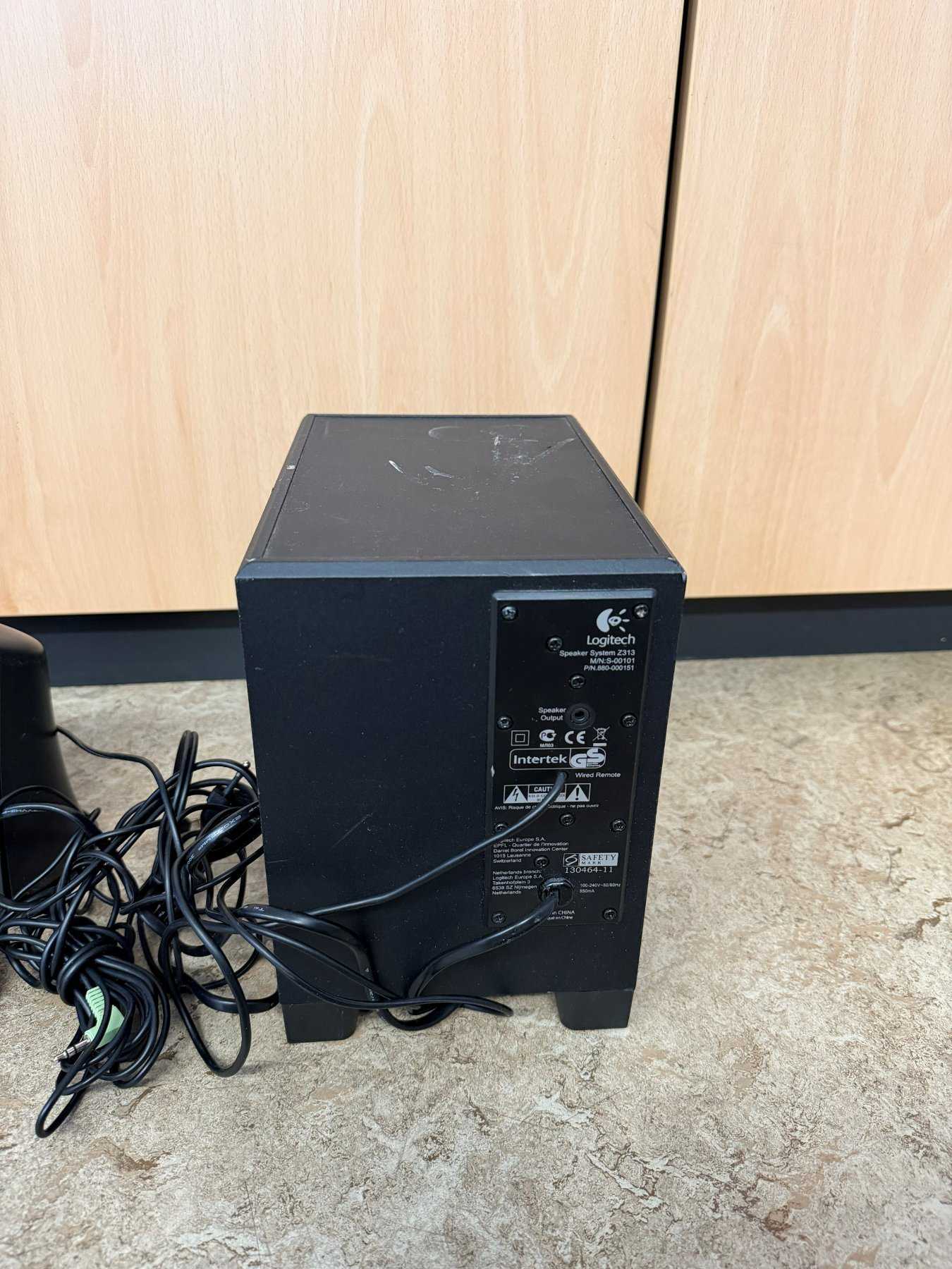Zoll-Auktion - 1 original Dolby-Surround-System 2.1 LOGITECH, gebraucht ...