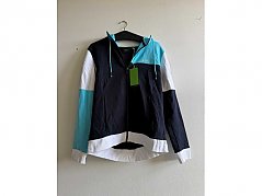 Jacke von vorne