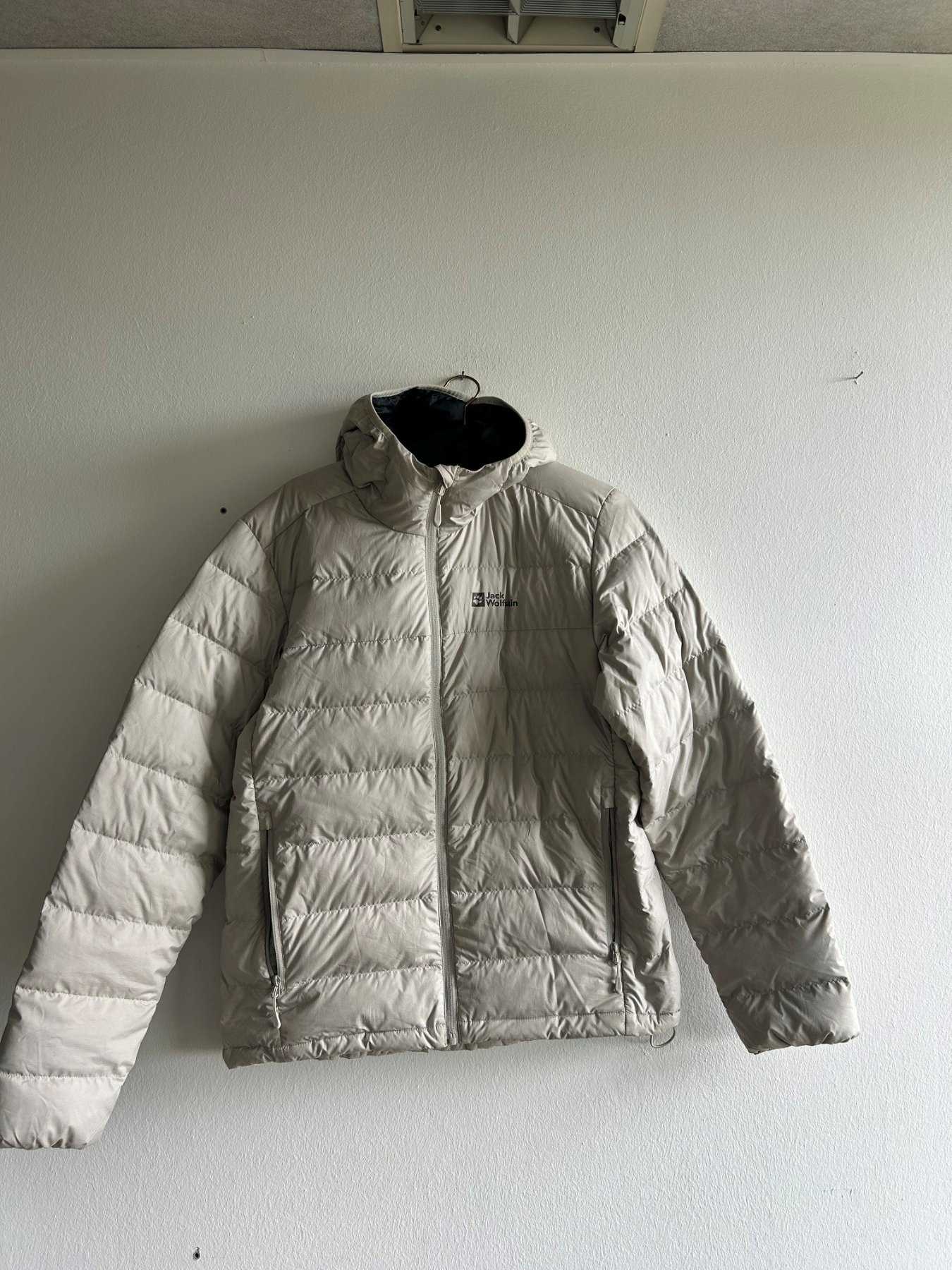 1 veste en duvet Jack Wolfskin originale, beige, taille M, d'occasion