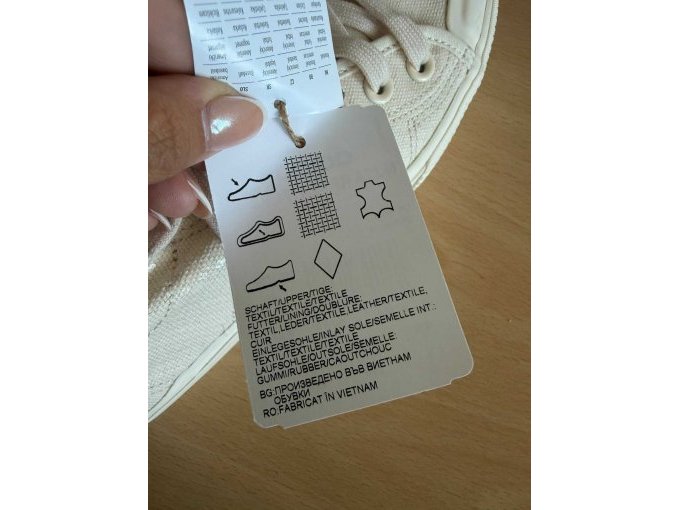 weitere Details zum Schuh