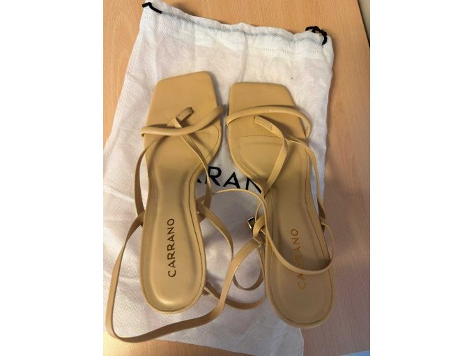 1 origineel paar Carrano-sandalen, nude-roze, maat 41, nieuw – foto 3 – kavel bij Zoll-Auktion, Mainz