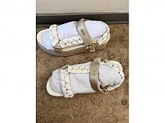Sandalen von oben