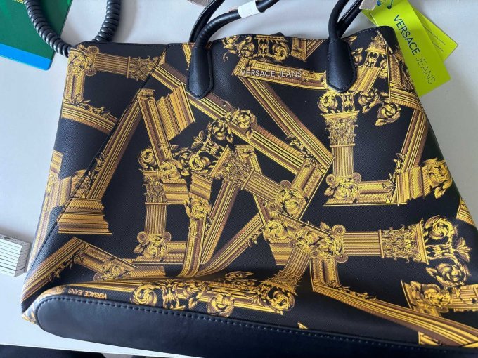 Vorderansicht Versace Jeans Handtasche
