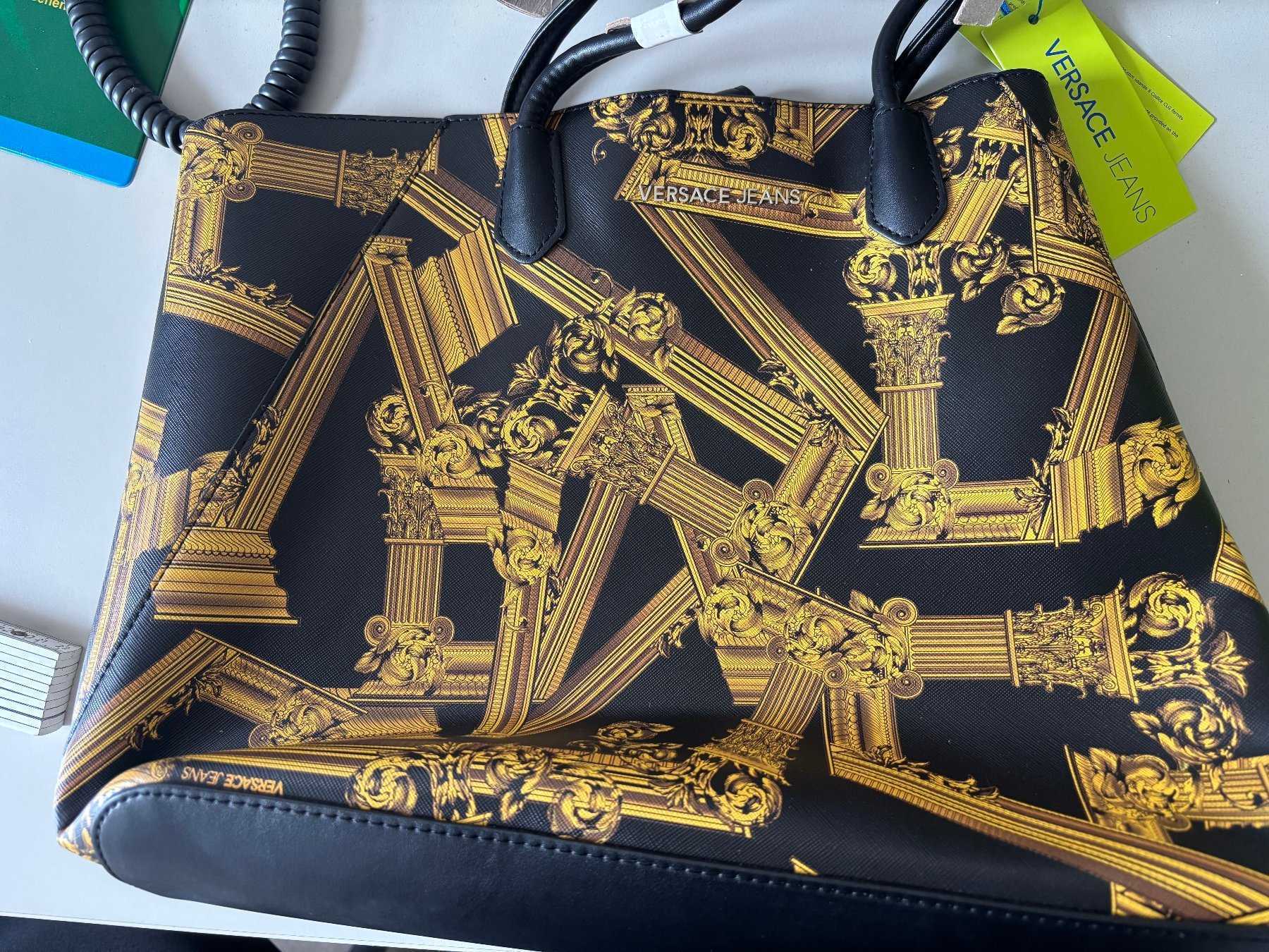Vorderansicht Versace Jeans Handtasche