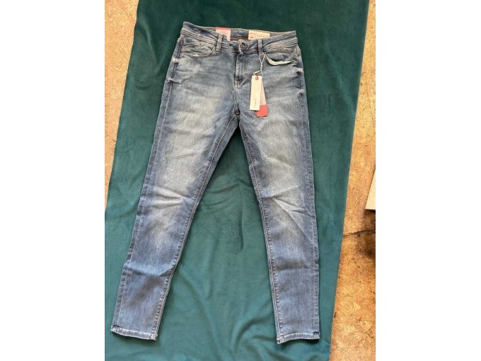 Vorderansicht Jeans S. Oliver