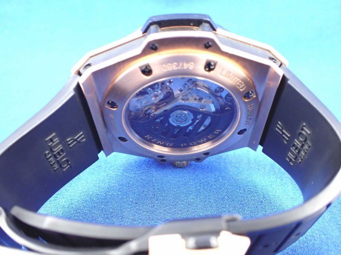 anderer Blickwinkel auf den Uhrendeckel