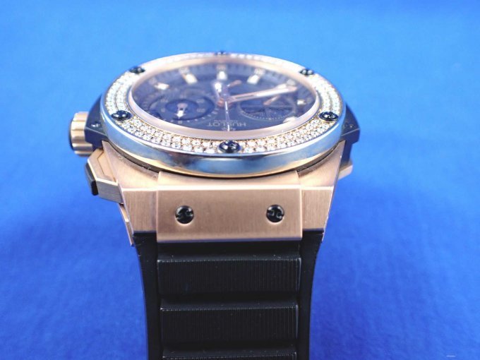 Übergang Uhrenarmband zum Uhrengehäuse