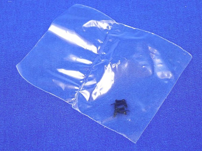 Kleinteile eingeschweißt in Folie