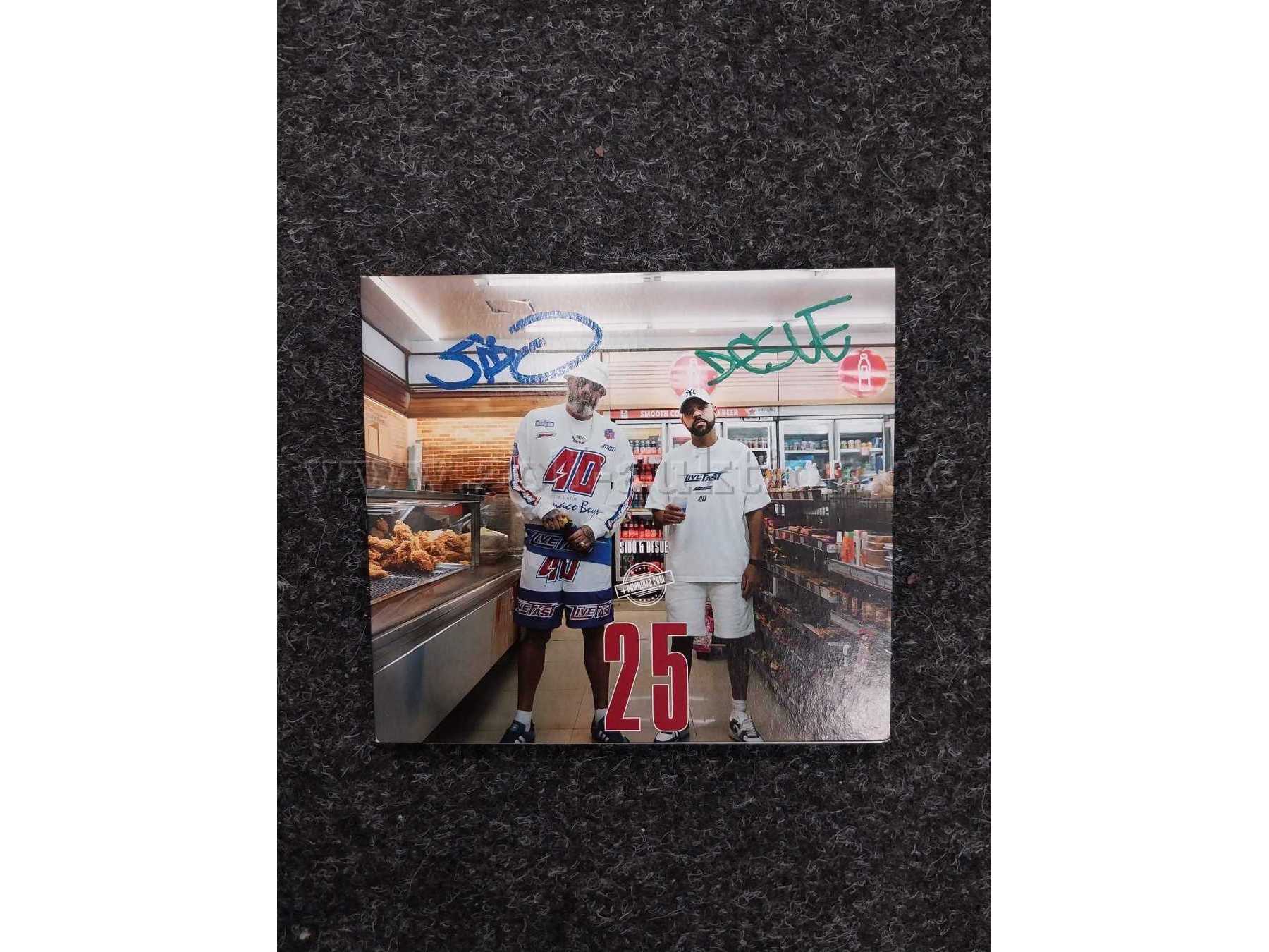 Cover mit Autogramm
