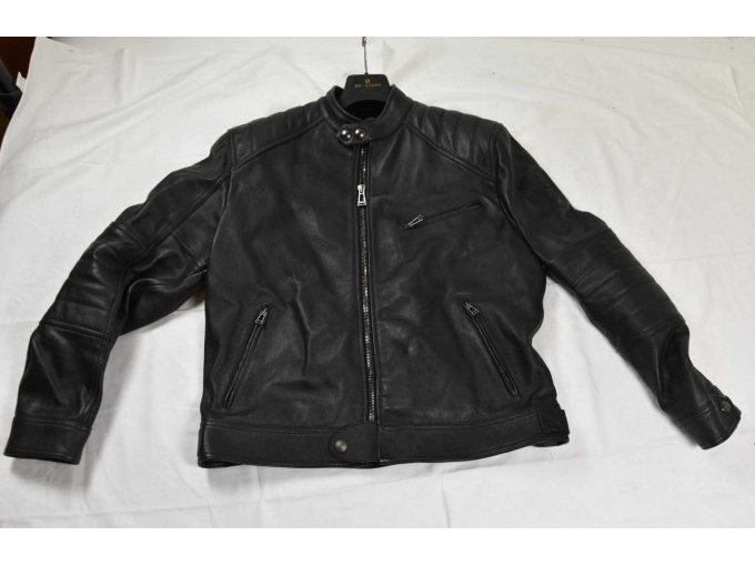 1 schwarze Biker- Lederjacke “Belstaff” Modell: Riser