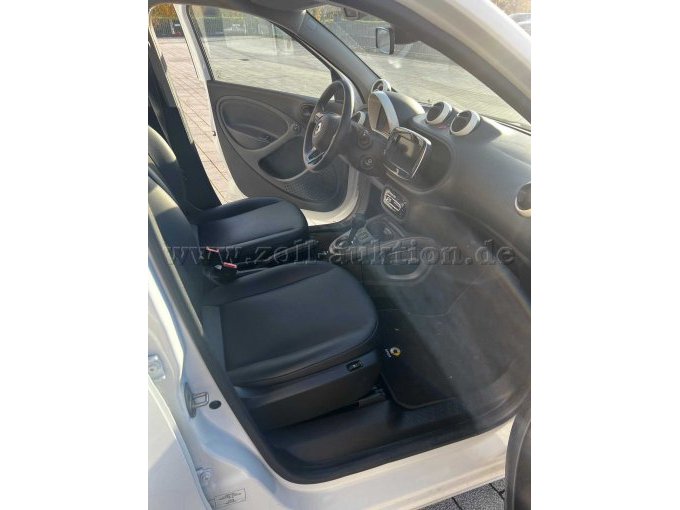 Einstieg vorne rechts, Beifahrerseite