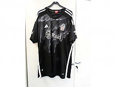 Fußballtrikot Besiktas Istanbul_ Ansicht Vorderseite