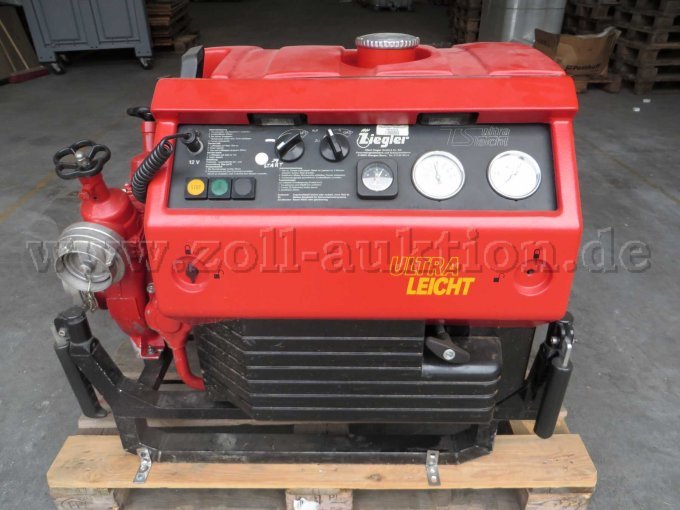 Zoll-Auktion - 1 tragbare Feuerlöschkreiselpumpe TS8/8 Albert