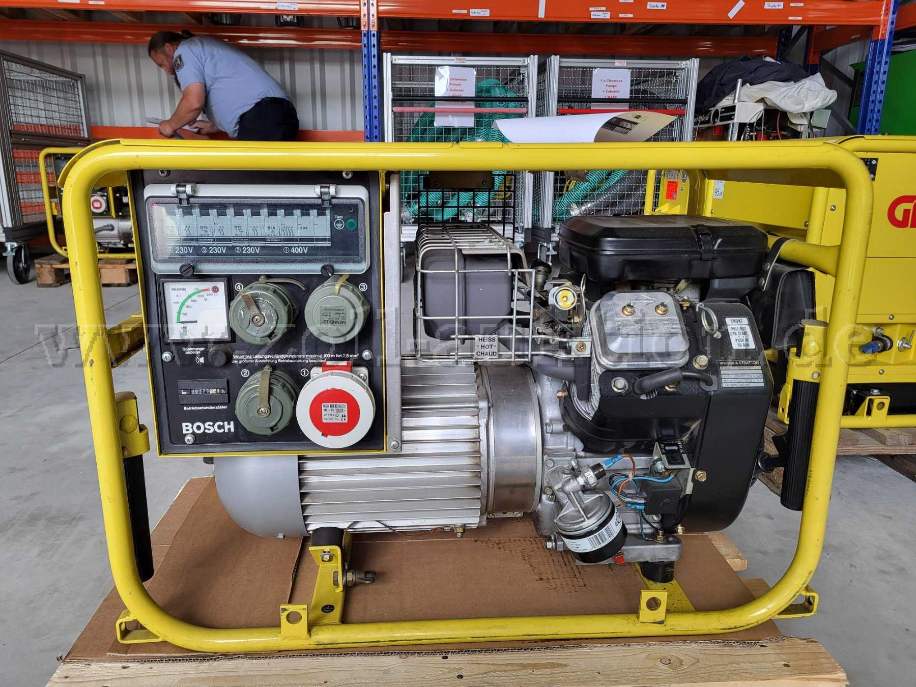 Gelber Bosch Stromgenerator 8 kVA mit Steuerungspanel und Motor