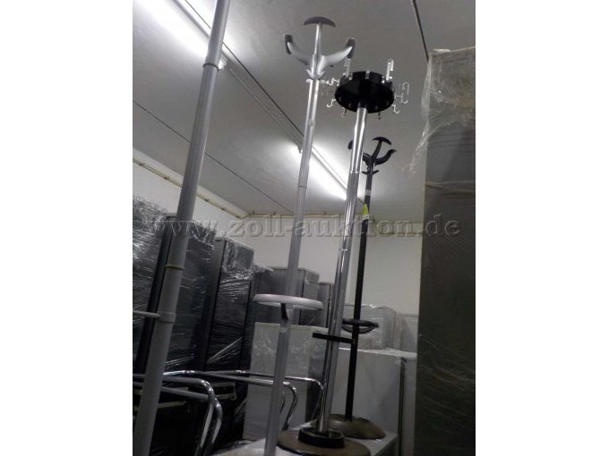 Detailbild Kleiderständer