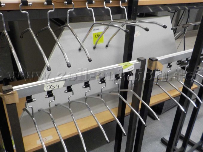 Detailbild Kleiderständer