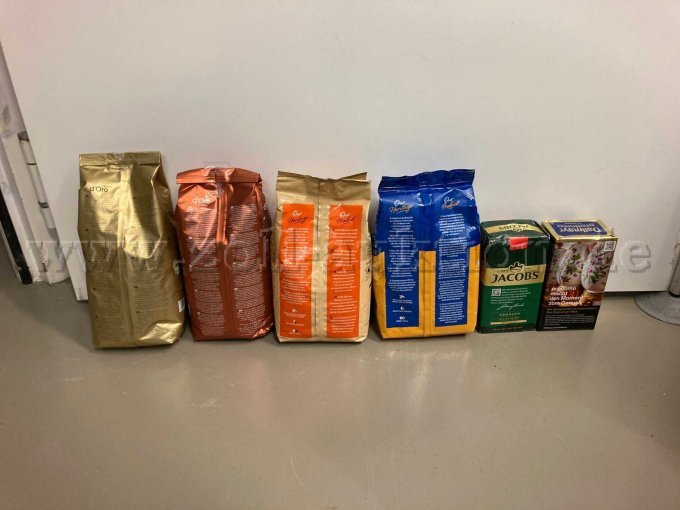 Rückseite der Kaffeepackungen