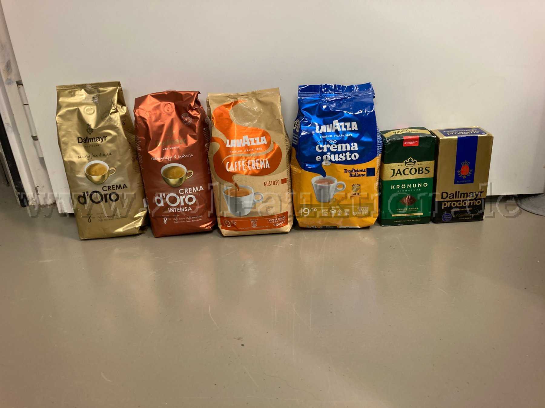 Vorderseite der der Kaffeepackungen