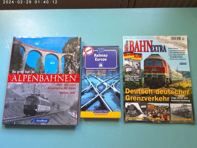 1 von 20
1 Karte
1 Zeitschrift