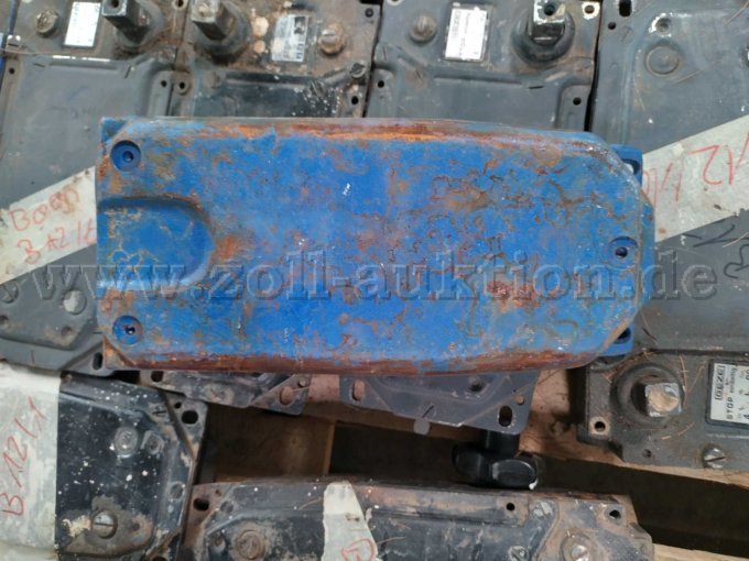 Ansicht von unten mit Rostansätzen