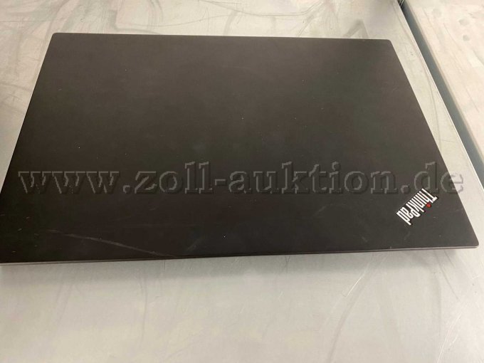 Lenovo Notebook T490 Frontansicht geschlossen