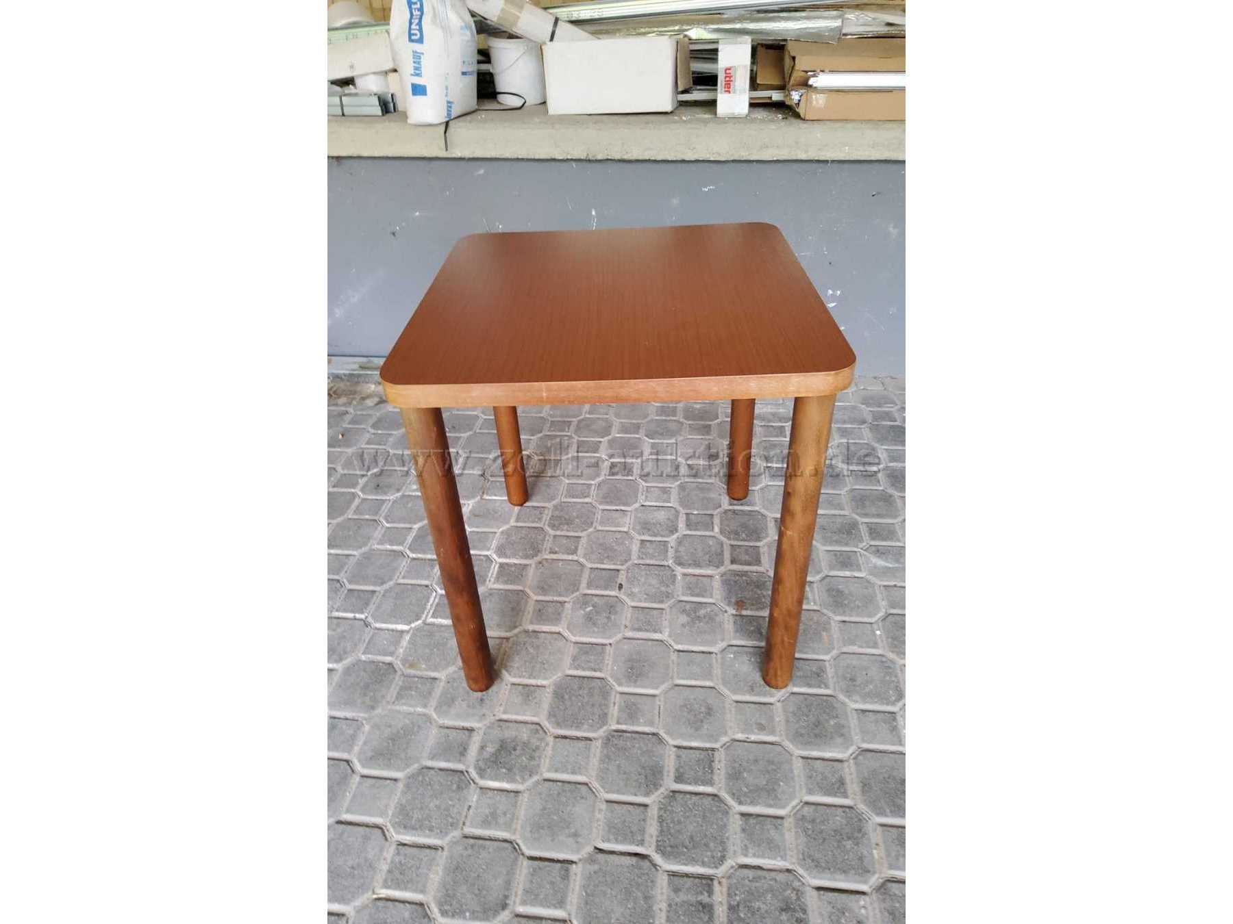 Tisch einzeln