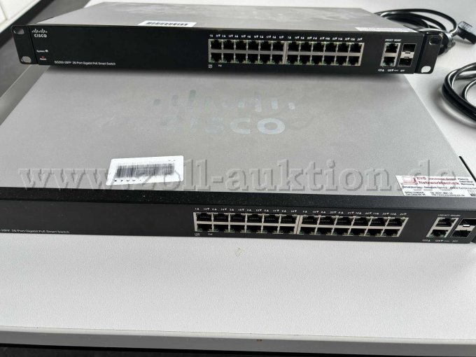 2 X Cisco SG200-26FP plus von vorne