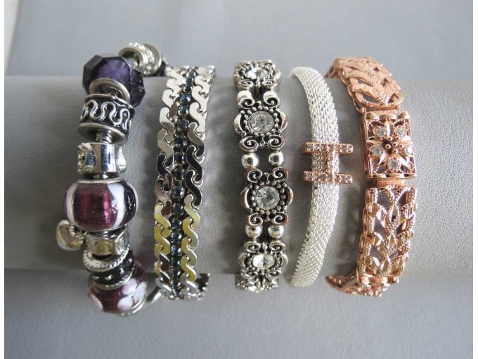 Armbänder