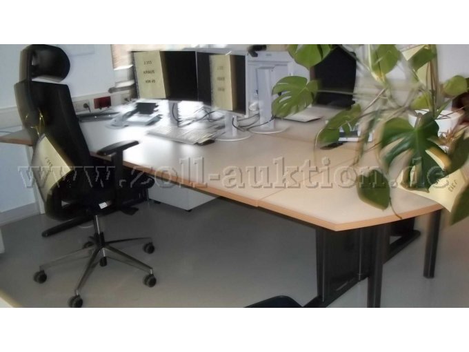 Schreibtisch 200x130