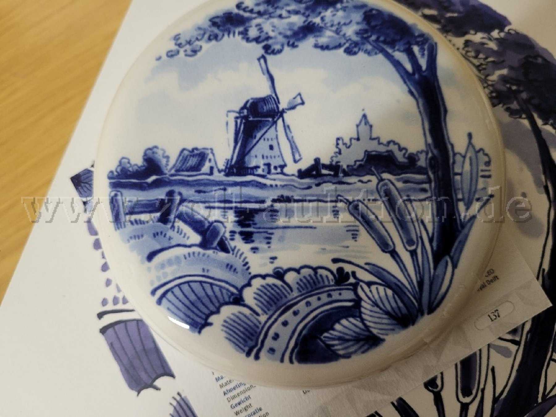 Ansicht Münzhalter aus Delfter Keramik mit Mühlenmotiv