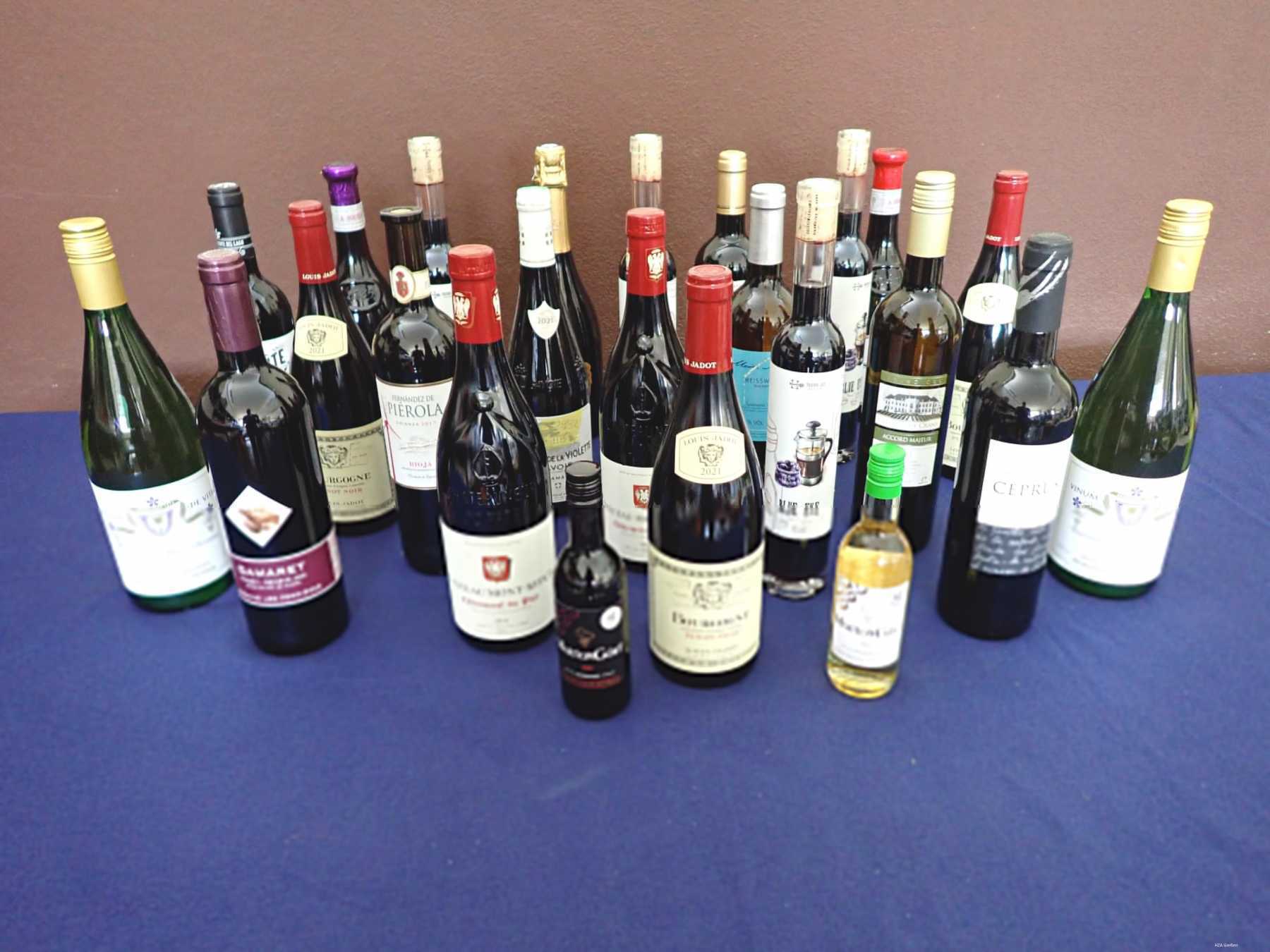 verschiedener Wein & Sekt