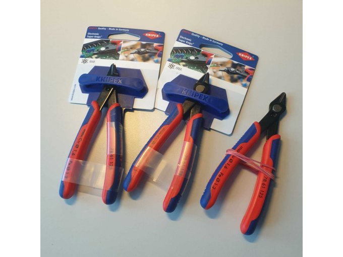 3 x Knipex Seitenschneider
(78 61 125) 
- 1 x unverpackt -