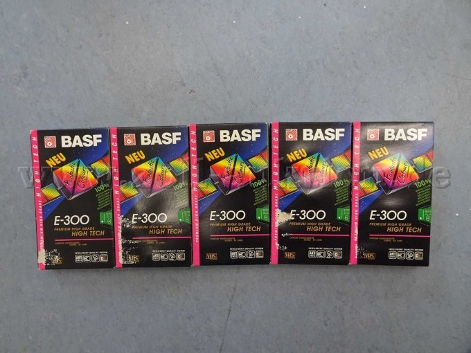 BASF E-300, VHS