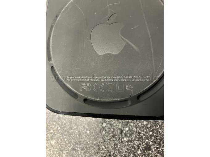 Rückseite des Apple-TV mit den Anschlüssen.