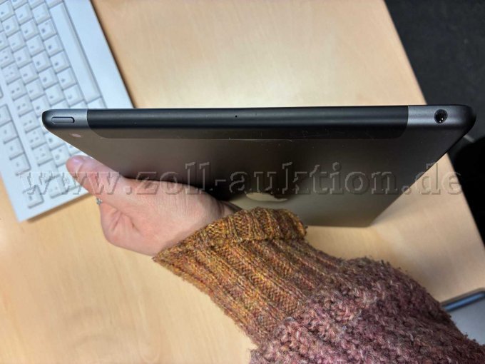 iPad von oben, An-und Ausschaltknopf, Klinkenanschluss