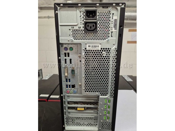 PC/Workstation Fujitsu Esprimo P756/E90+ - Rückansicht (Beispielbild)