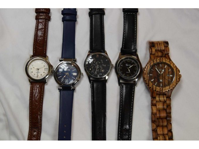 5 der gebrauchten Uhren