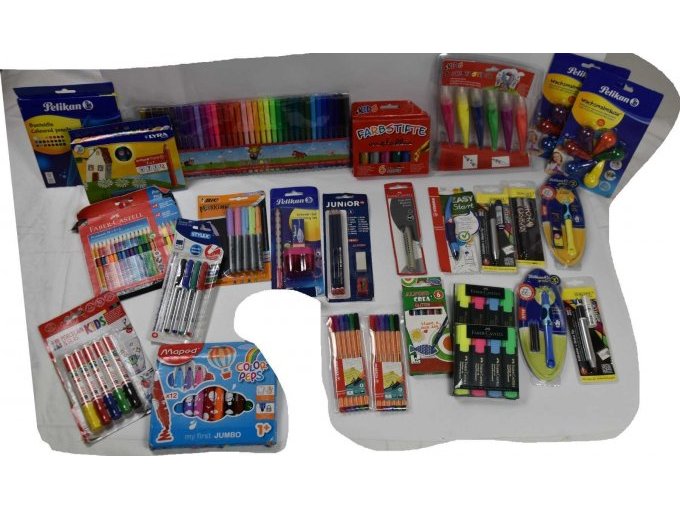 25 verschiedene Schreibgeräte wie Buntstifte, Fineliner, Marker & Füller