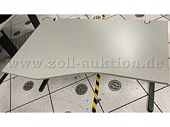 Schreibtisch - König + Neurath AG - 160 x 80/100 cm 
Höhe jeweils 69 - 82 cm
Füße: schwarz