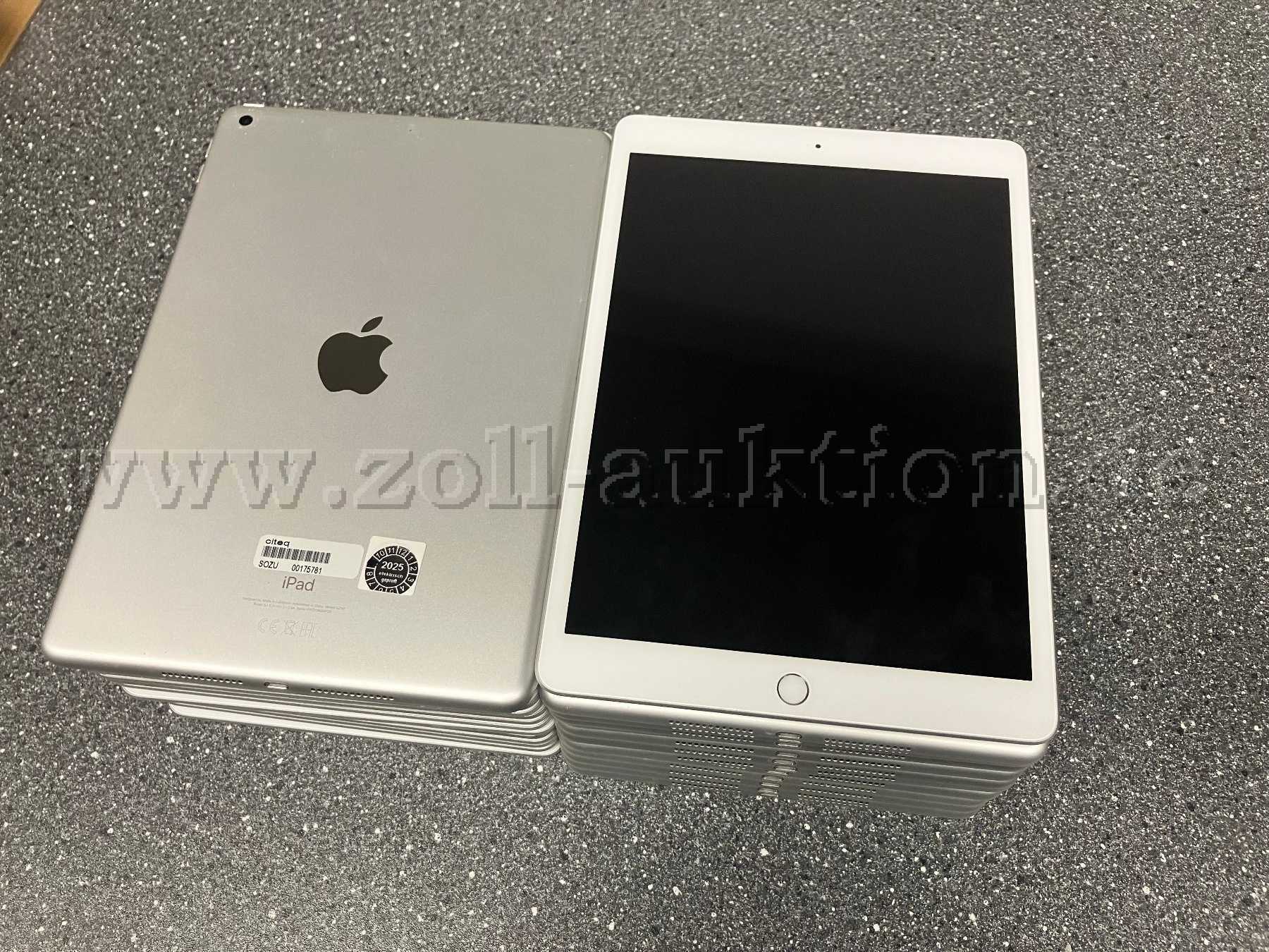- Rechtes iPad Ansicht von oben
- Linkes iPad Ansicht von oben