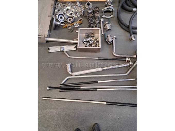 Ansaugrohre und Verbindungsrohre