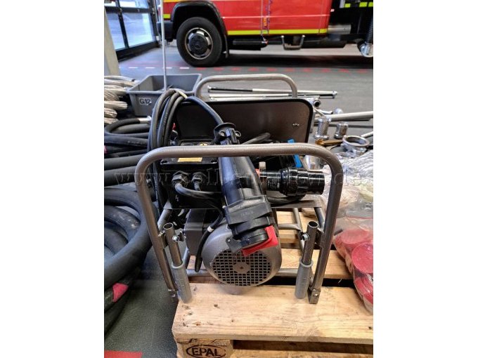 Mast Gefahrgutpumpe Rückseite