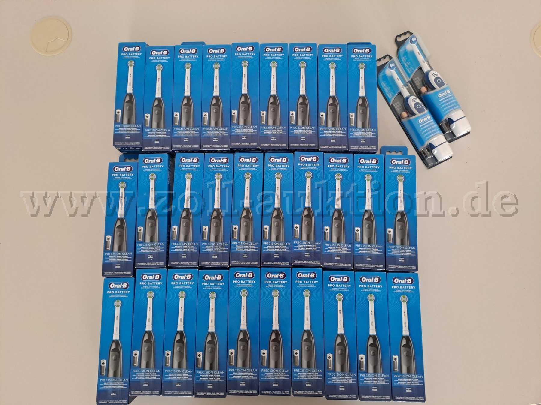 Gesamtansicht aller Auktionsgegenstände