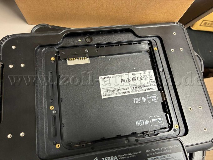 Tablet mit Originalverpackung