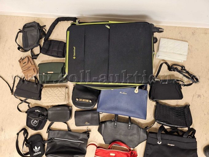 Koffer und Handtaschen