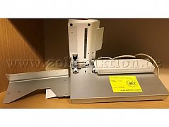 Vordersicht mit geöffneter Scannerklappe.