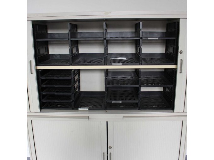 Schrank 1 Oberteil